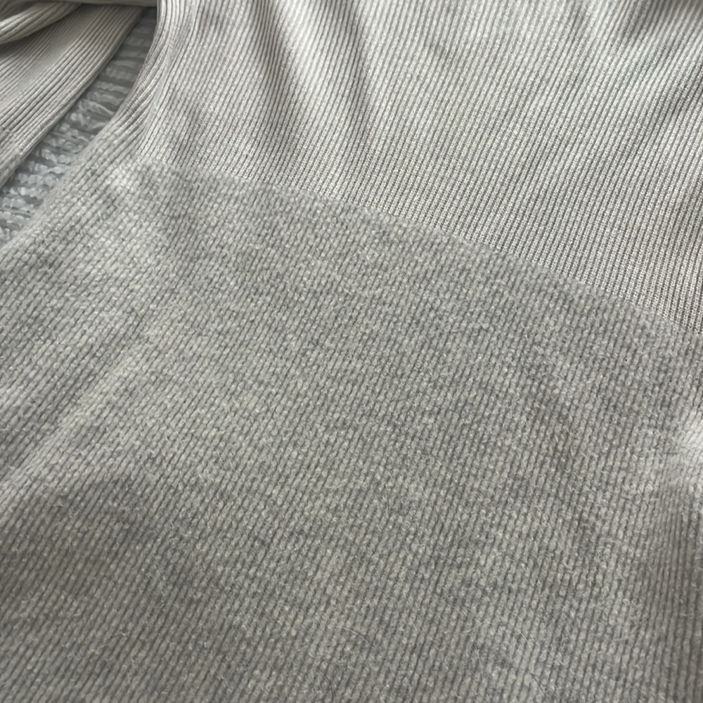 Lululemon Sweater - Picture 2 of 3